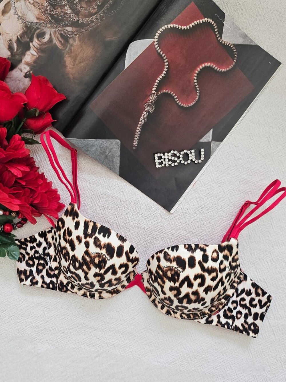 Victoria's Secret Very Sexy Leopard Print Padded Demi Bra - 34D